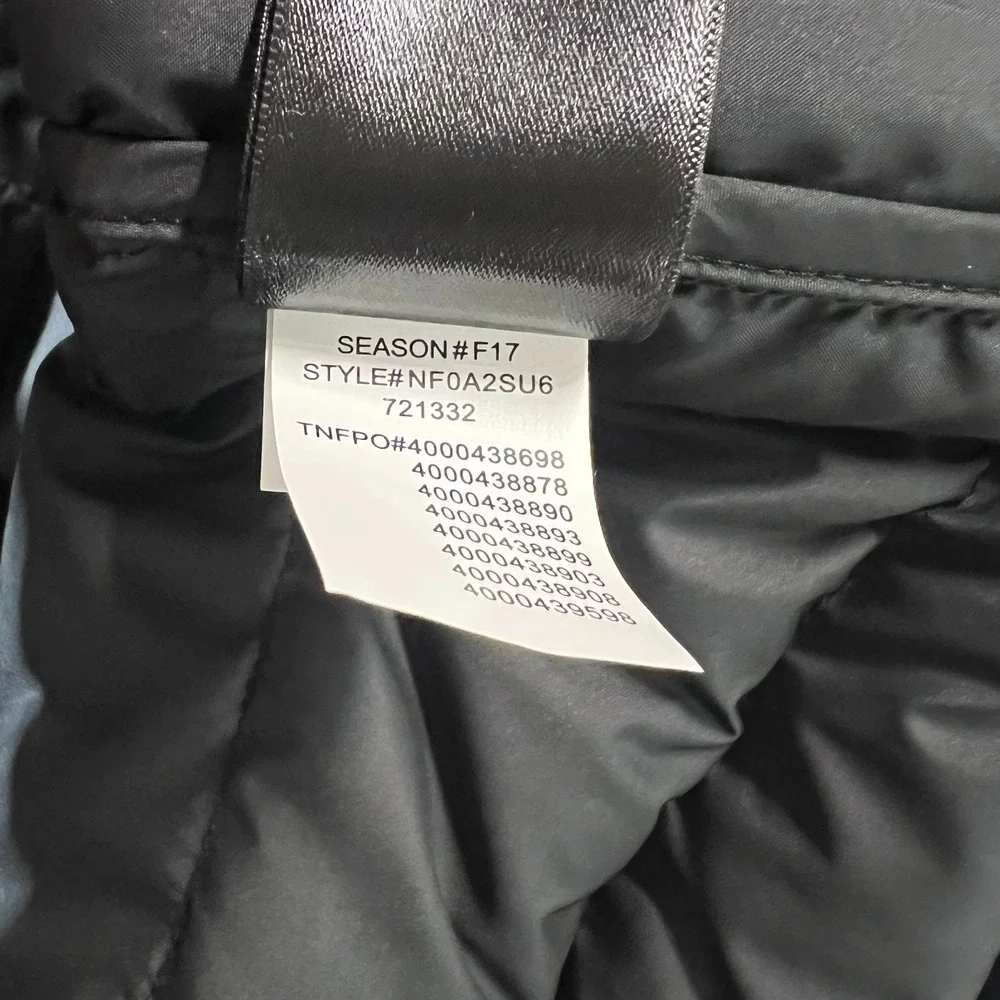 The North Face Mens Ravenswood 550 Down Puffer Vest Large Black Full Zip Classic